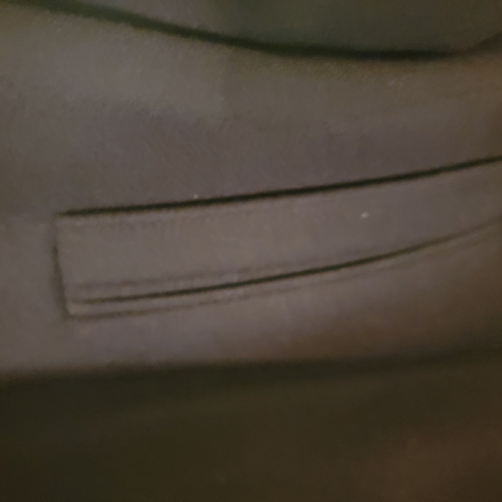 Stylish Black Buttoned Jacket - image 5